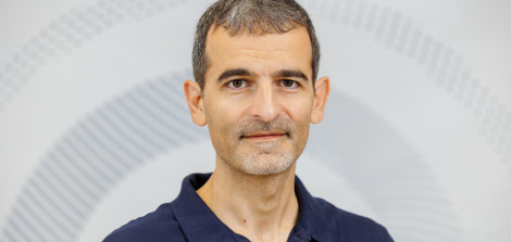 פרופ' ניר לב